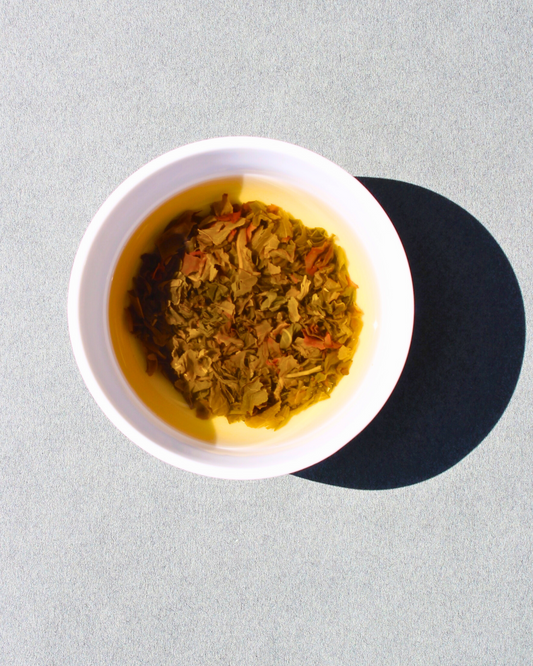 Loose leaf tea brewing